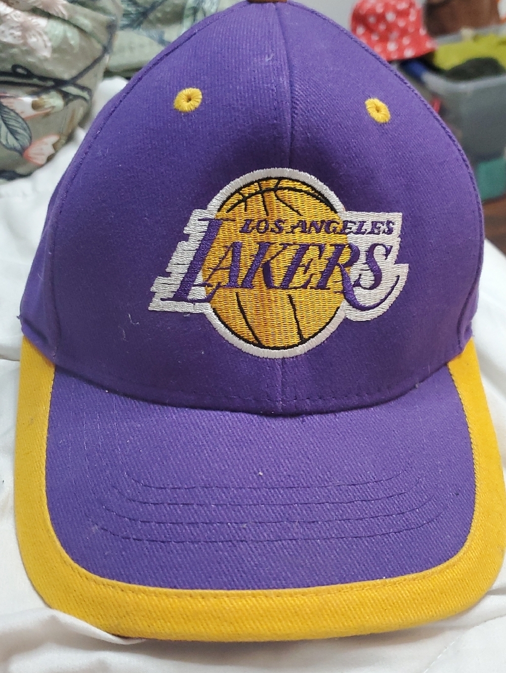 New NBA Los Angeles Lakers Purple and Yellow Logo Cap